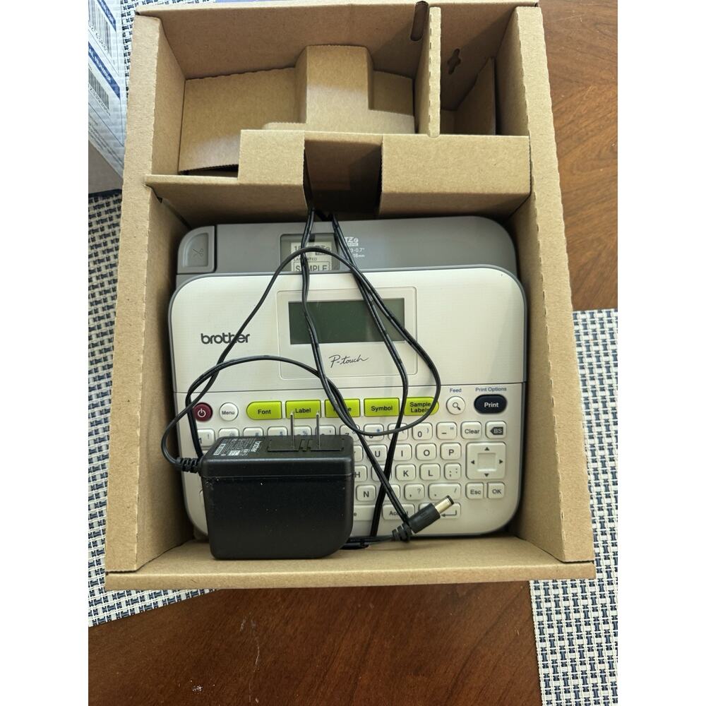 Brother P-touch PT-D400 Compact Desktop Label Maker Tested - Picture 4 of 6